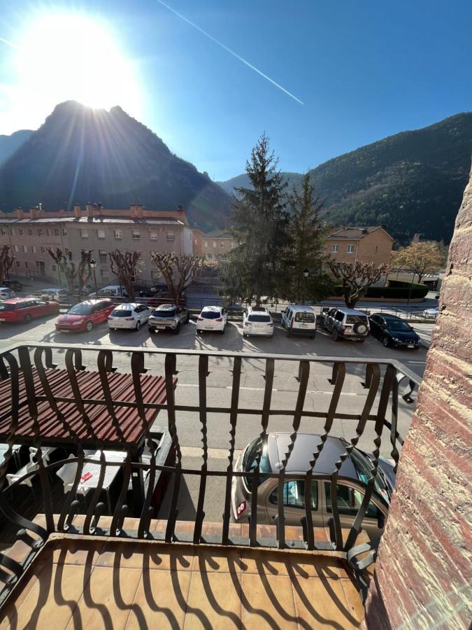 Cal Lleuger Apartment Guardiola de Berga Bagian luar foto
